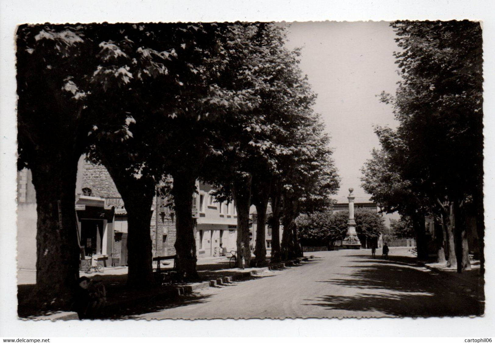 - CPSM CHASSELAY (69) - Quartier De La Mairie 1952 - Bureau De Tabac, Route De Neuville-sur-Saône - - Autres & Non Classés