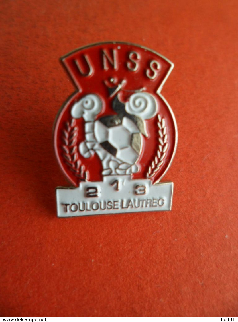 Pins Pin's émail UNSS - Tortue - Union Nationale Du Sport Scolaire - Lycee Toulouse Lautrec Signé FF ( Ferrier France ) - Other & Unclassified