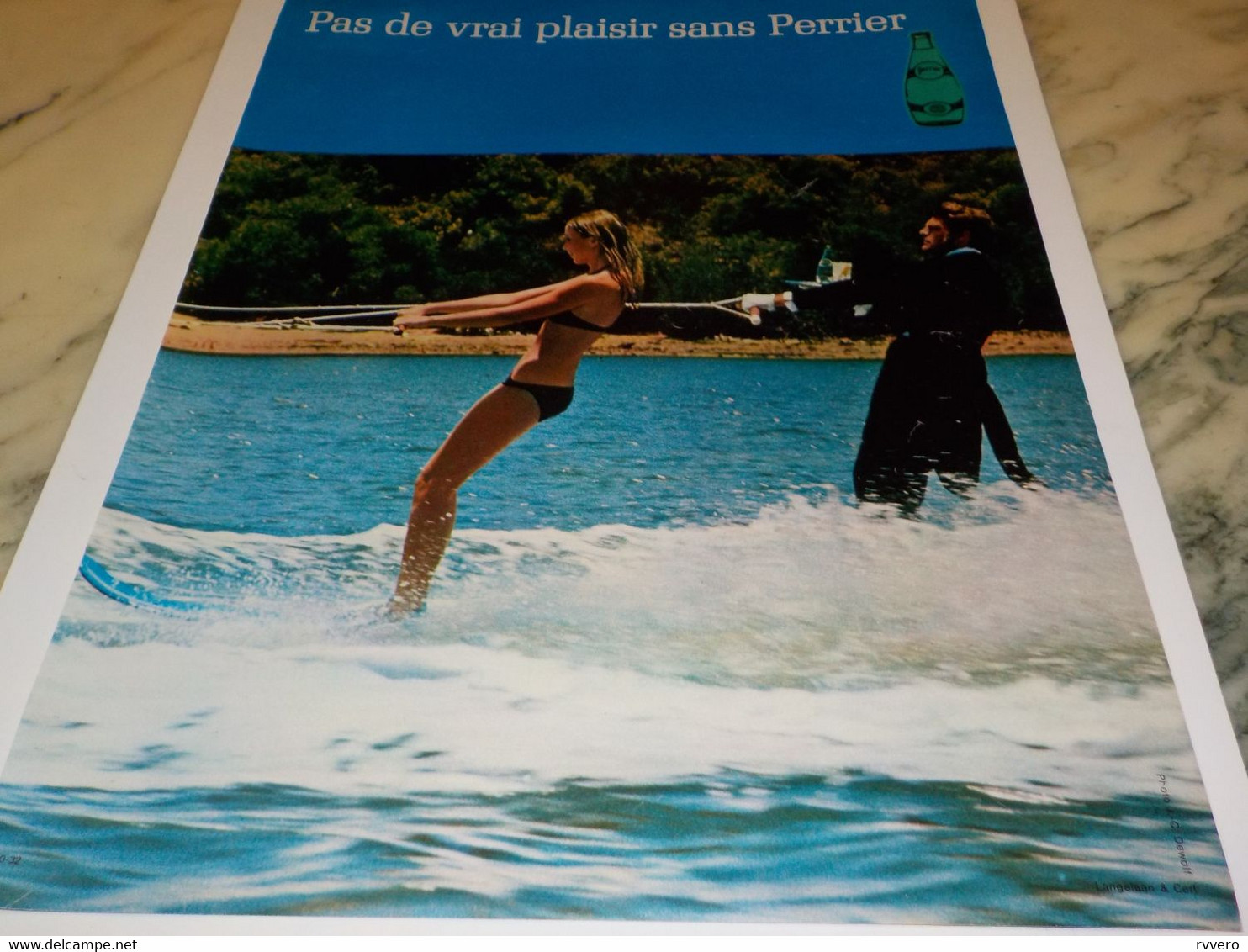 ANCIENNE PUBLICITE  PAS DE VRAI PLAISIR SANS  PERRIER   1970 - Perrier