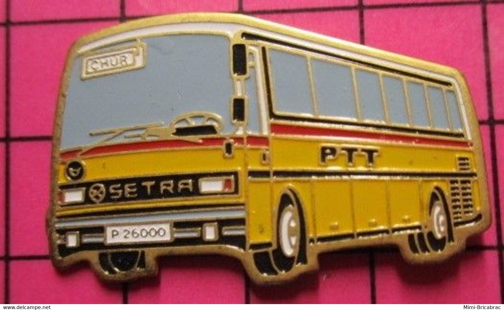 113a Pin's Pins / Beau Et Rare / THEME : TRANSPORTS / AUTOBUS SETRA PTT JAUNE ET ROUGE - Trasporti