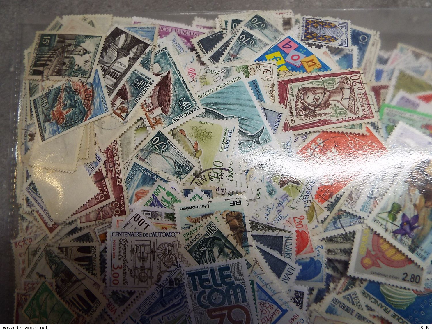 France - 200g De Timbres Français Oblitérés, Environ 2000 - Prix De Départ 1,00€ - Alla Rinfusa (min 1000 Francobolli)