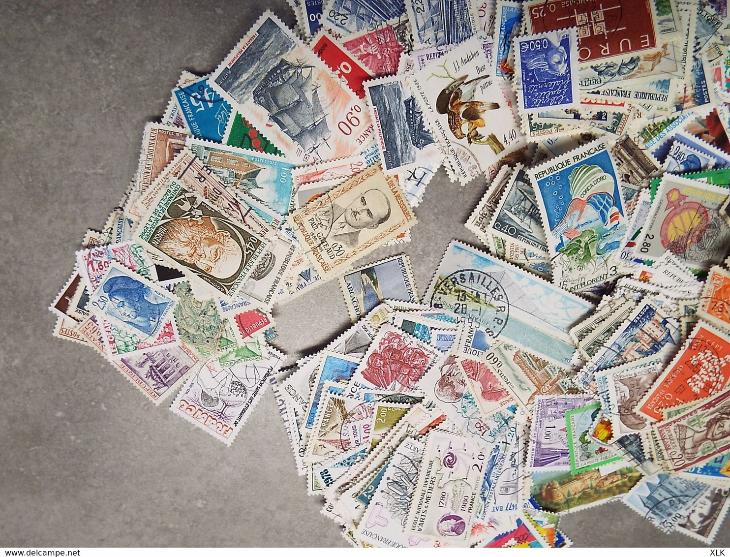 France - 200g de timbres français oblitérés, environ 2000 - Prix de départ 1,00€