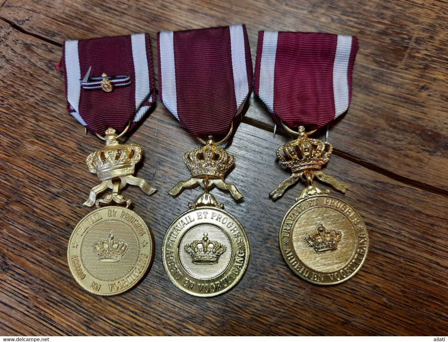 Lot De 3 Médailles Belges Du Progrès Différentes - Profesionales / De Sociedad