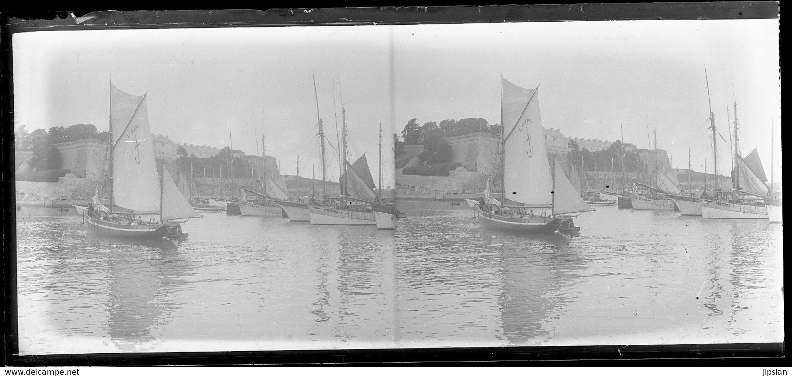 lot de 32 plaques de verre stéréo négatives Belle Île en Mer Belle Isle le Palais Port Voiliers Rochers -- Garfen