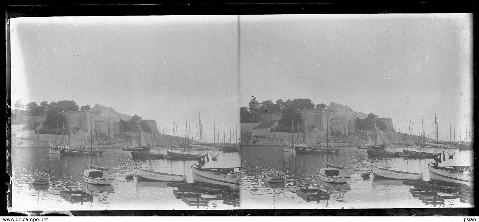 lot de 32 plaques de verre stéréo négatives Belle Île en Mer Belle Isle le Palais Port Voiliers Rochers -- Garfen