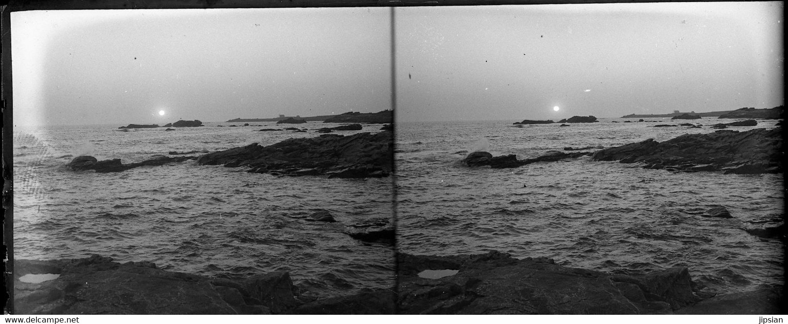 lot de 32 plaques de verre stéréo négatives Belle Île en Mer Belle Isle le Palais Port Voiliers Rochers -- Garfen