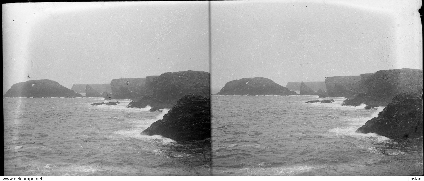 lot de 32 plaques de verre stéréo négatives Belle Île en Mer Belle Isle le Palais Port Voiliers Rochers -- Garfen