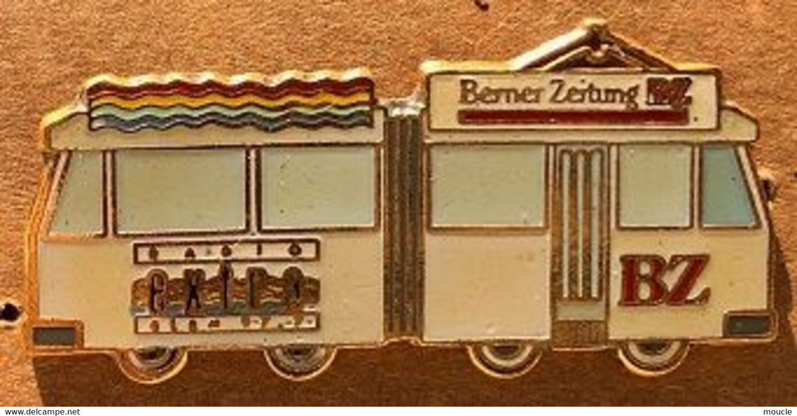 TRAMWAY - TRAM - JOURNAL - ZEITUNG - NEWSPAPER - GIORGNALE - RADIO EXTRA - BZ - BERNER ZEITUNG - BERNE - SUISSE -  (19) - Medias