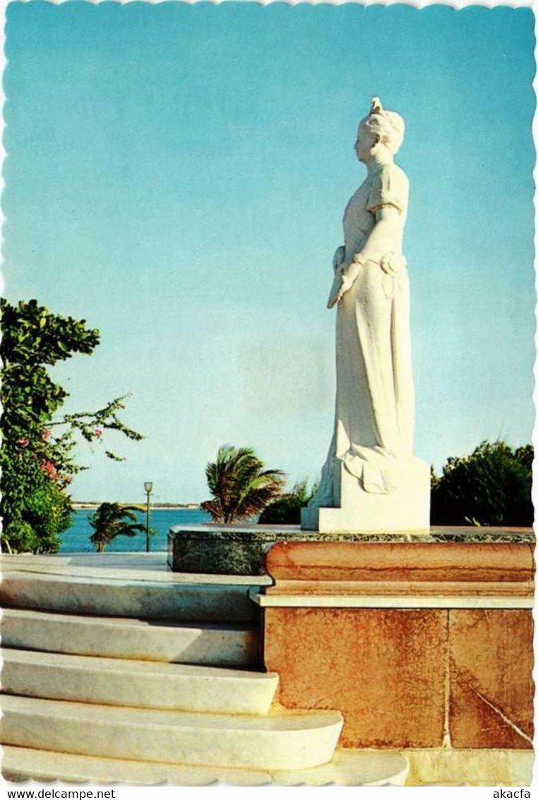 CPM AK Oranjestad. Statue Of H.M. Queen Wilhelmina. ARUBA (629997) - Aruba