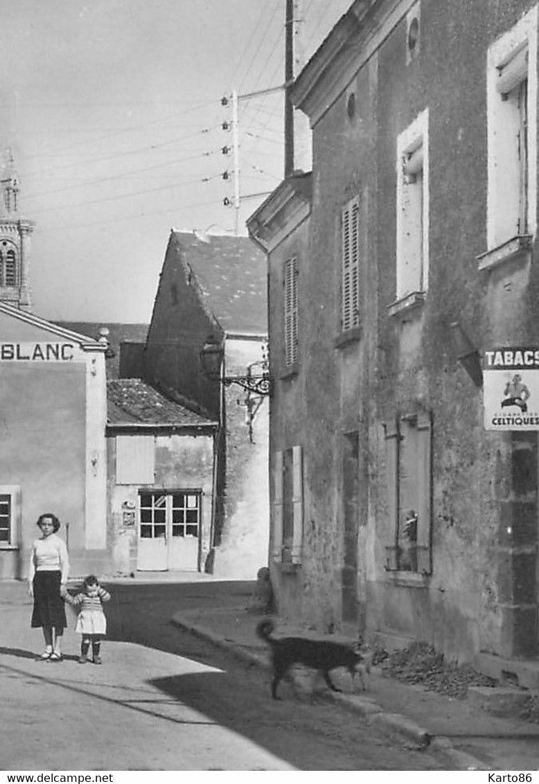 Tigné * Débit De Tabac Tabacs , La Place Et La Rue De L'église * Hôtel Du Cheval Blanc - Seiches Sur Le Loir