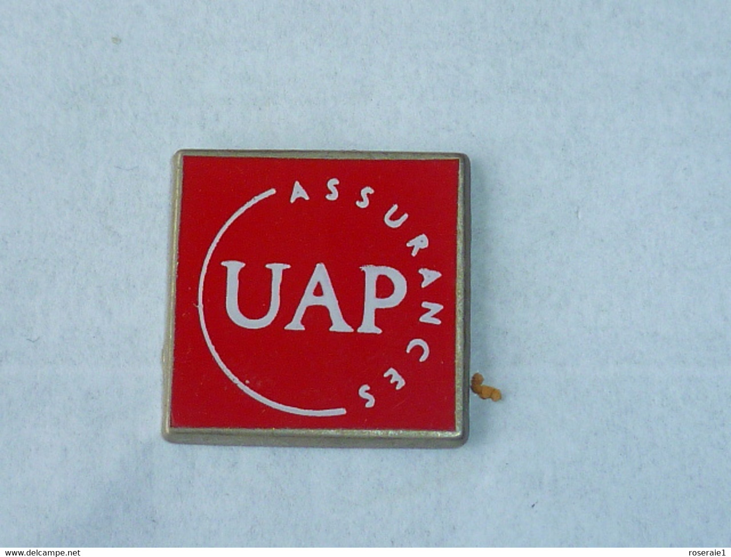 Pin's ASSURANCES UAP A - Banks