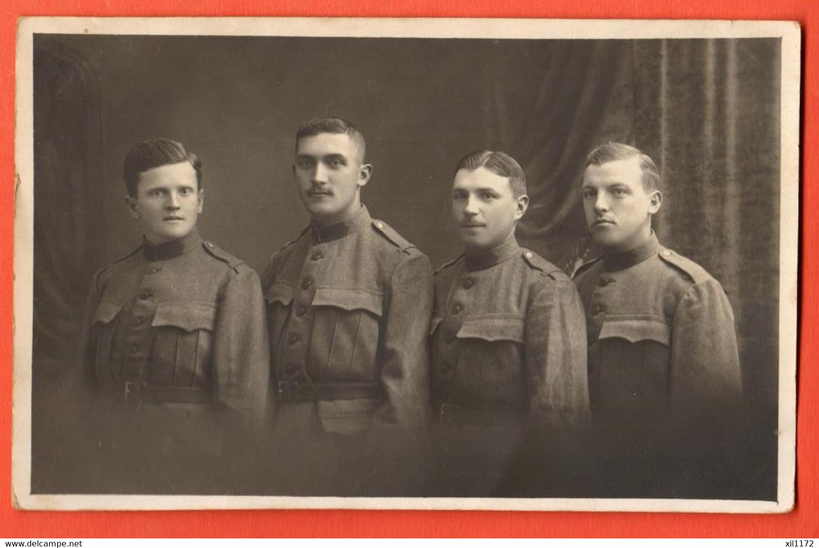 ZMF-03 Carte-Photo De 4 Militaires Des Breuleux Envoyée Aux Vacheries Des Breuleux.Photo Hüssler Porrentruy - Les Breuleux