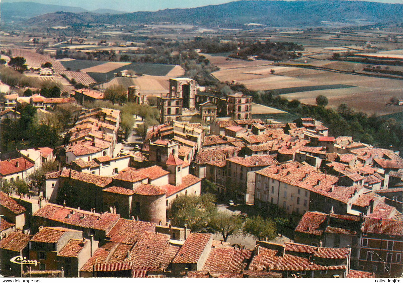 / CPSM FRANCE 84 "La Tour D'Aigues, Vue Générale Aérienne Et Le Château" - La Tour D'Aigues