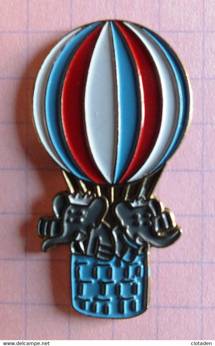 Pin's Ballon Bleu Blanc Rouge - Montgolfières