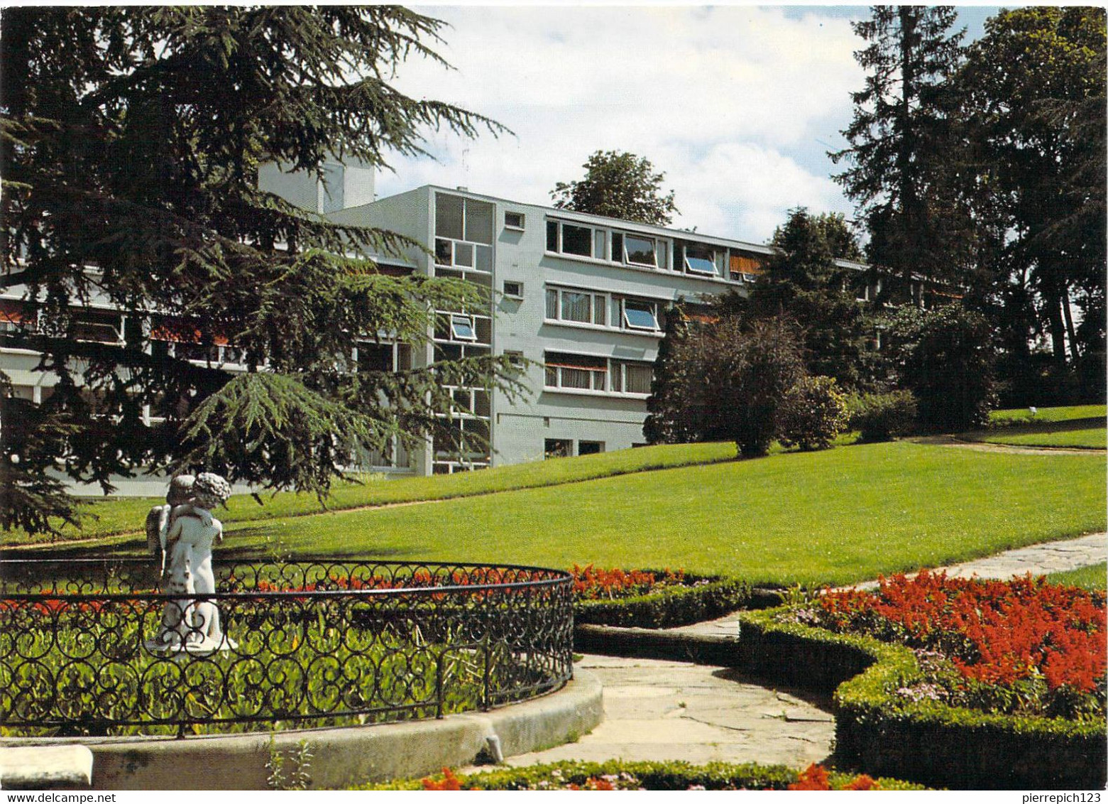 78 - Louveciennes - Clinique Médicale Du Val De Seine - Louveciennes