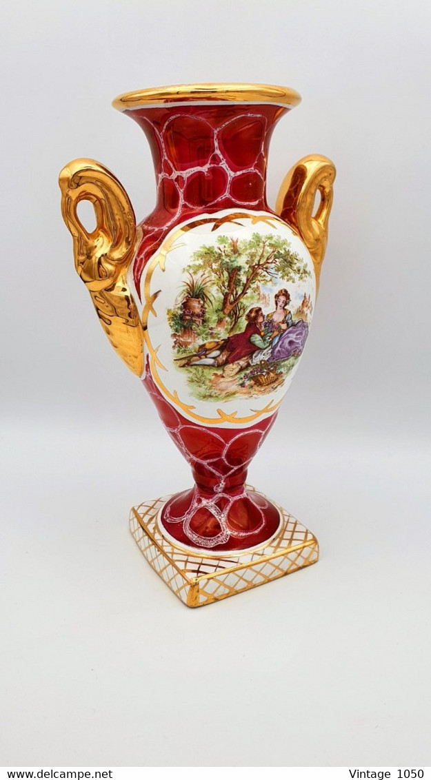 Vase ancien Porcelaine de Bruxelles  XIXe  Thème Fragonard  Bordeau Dorures 2 anses Ht 22 cm #Belgium #Bruxelles #rare