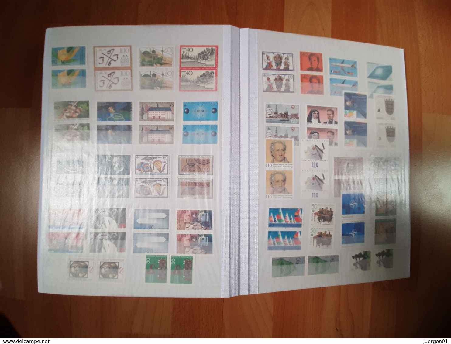 DEUTSCHLAND / WELT - In 2 E - Büchern - Lots & Kiloware (mixtures) - Min. 1000 Stamps