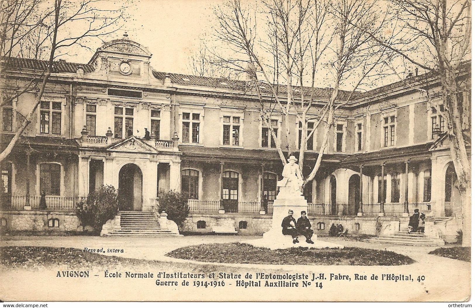 Avignon Ecole Normale D'Instituteurs Statue De JH Fabre 1917 - Avignon