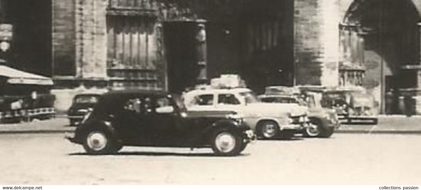 Cp, Automobile , 89 , SENS , La Cathédrale Saint Etienne , Voyagée 1957 ,2 Scans - Turismo