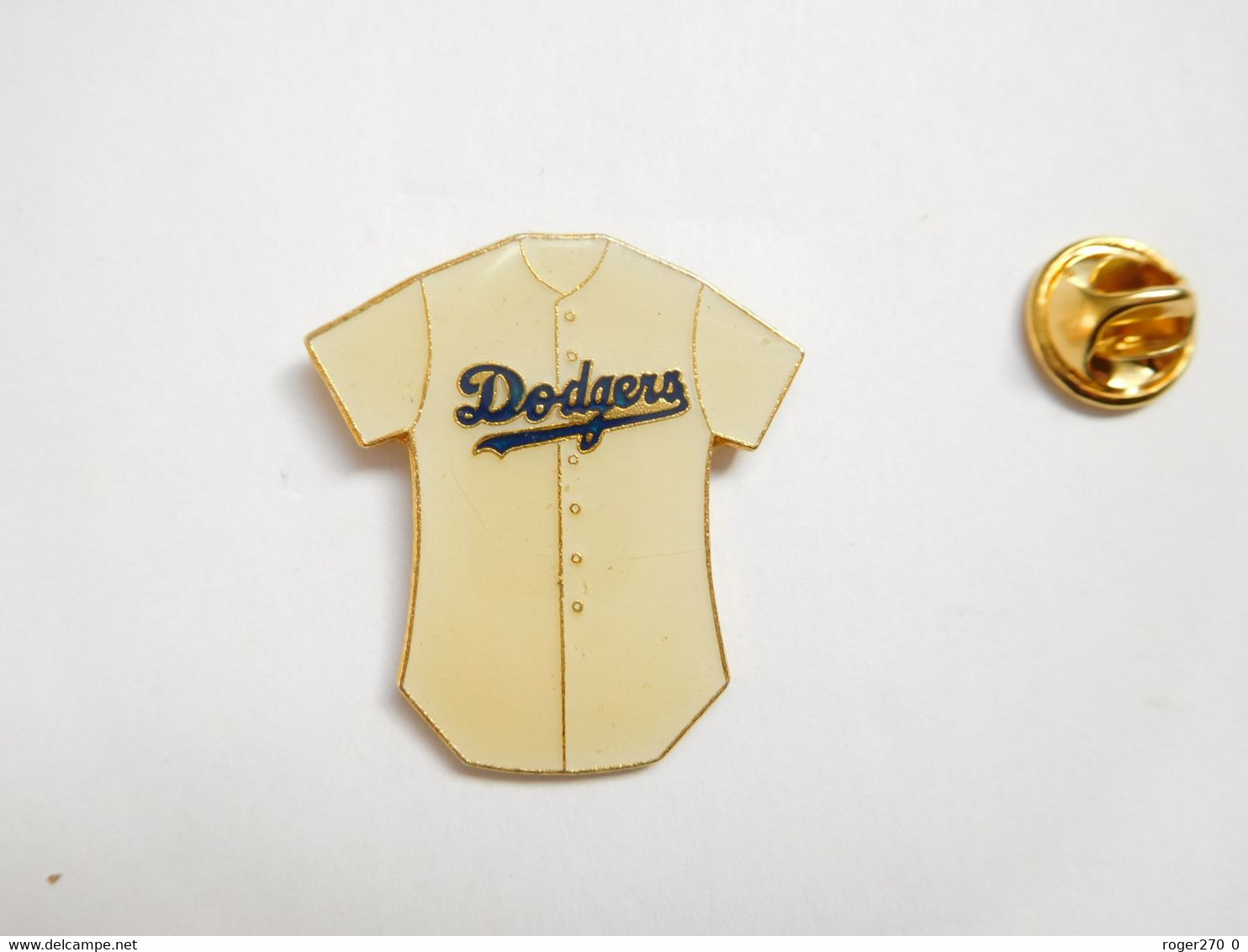 Beau Pin's , Baseball , Maillot Blanc , Dodgers De Los Angeles - Baseball