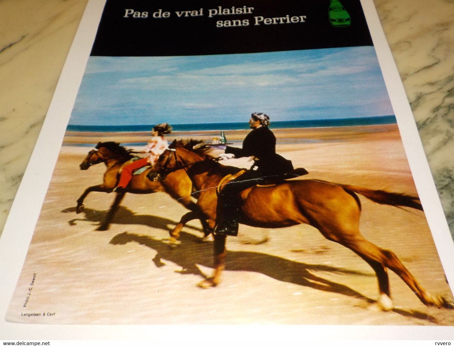 ANCIENNE PUBLICITE  PAS DE VRAI PLAISIR SANS  PERRIER   1970 - Perrier