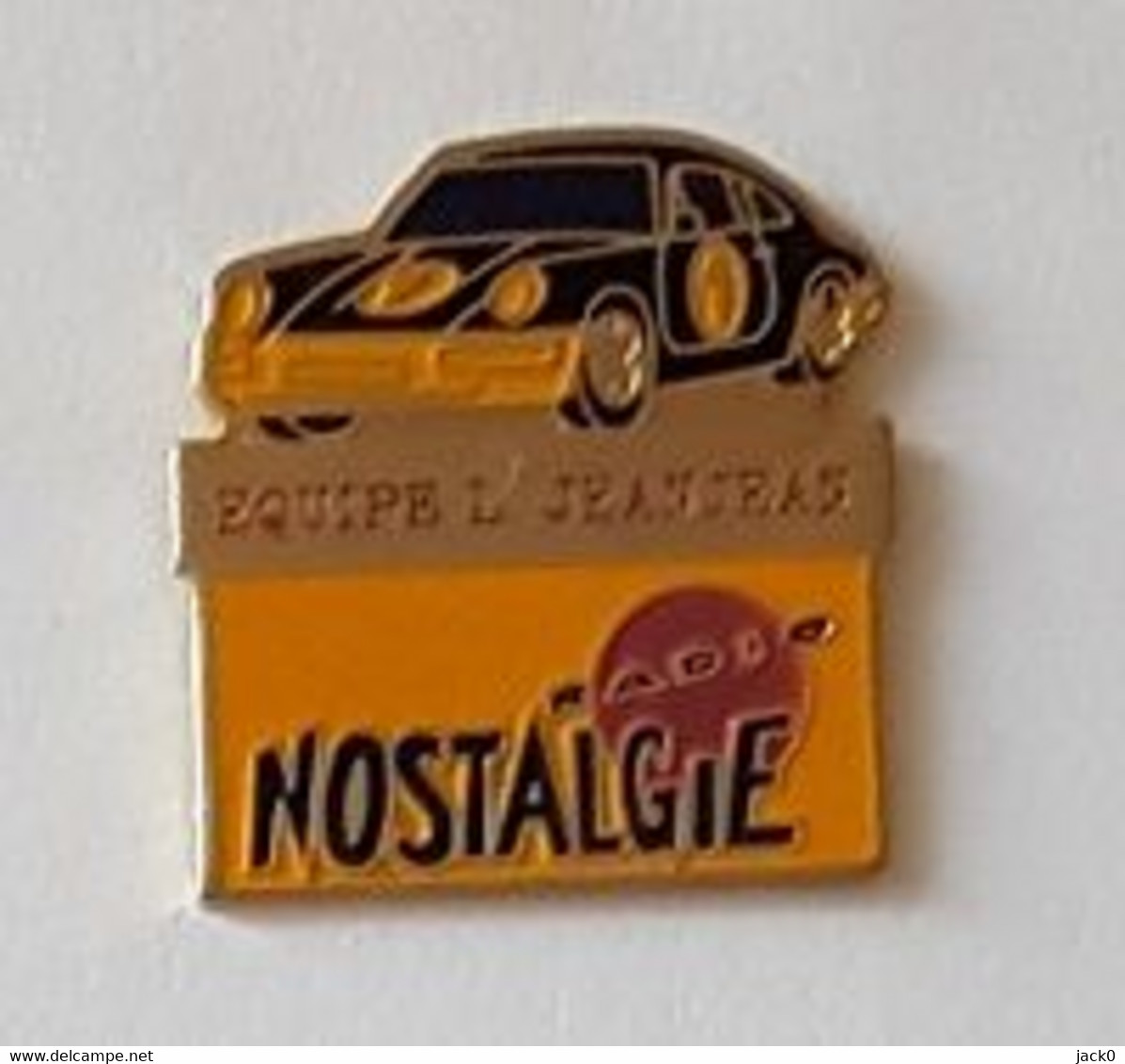 Pin's  Automobile  Noire, Sport  Rallye  EQUIPE  L . JEANJEAN  Avec  Média, Radio  NOSTALGIE - Porsche