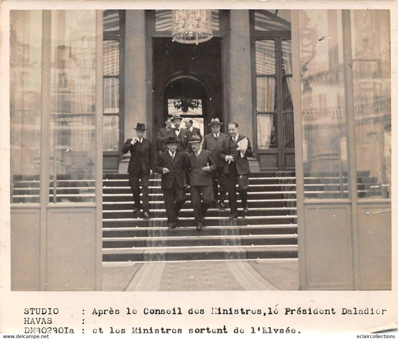 Photographie   Paris. Le Président Daladier, Les Ministres  Sortant De L'Elysée  (voir Scan Et Commentaires) - Geïdentificeerde Personen