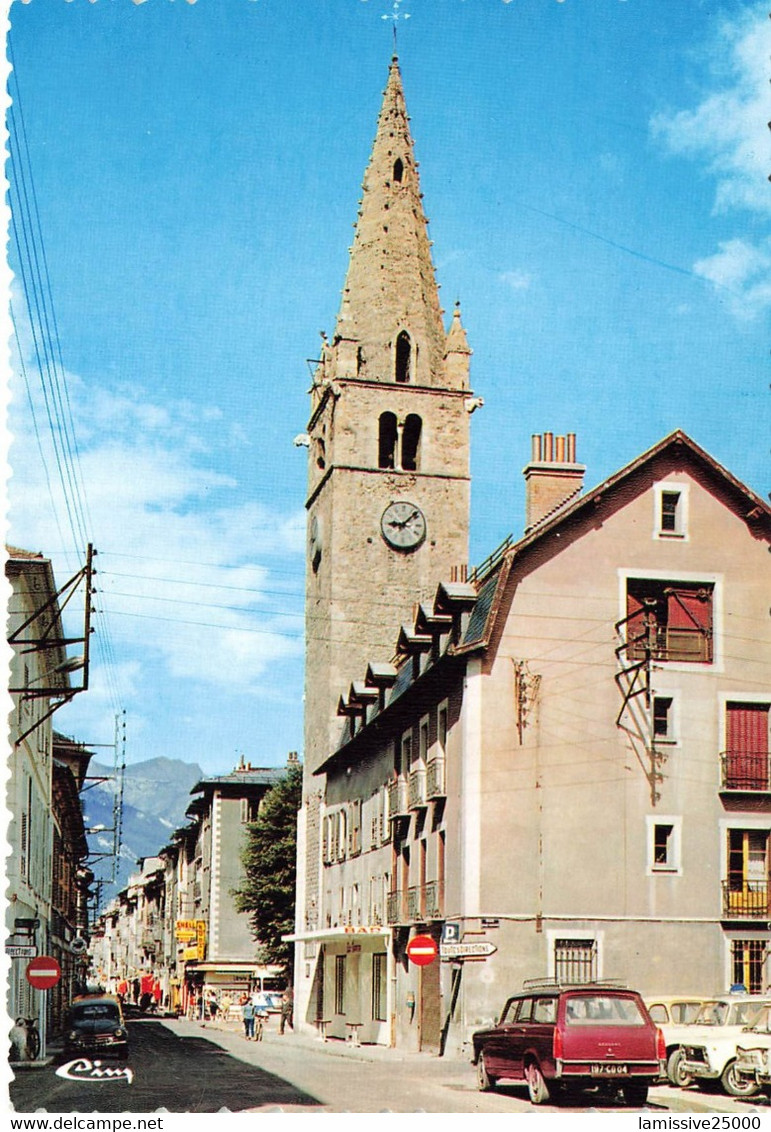 04 Barcelonnette La Tour Cardinalis 404 Peugeot Voiture Automobile - Barcelonnette