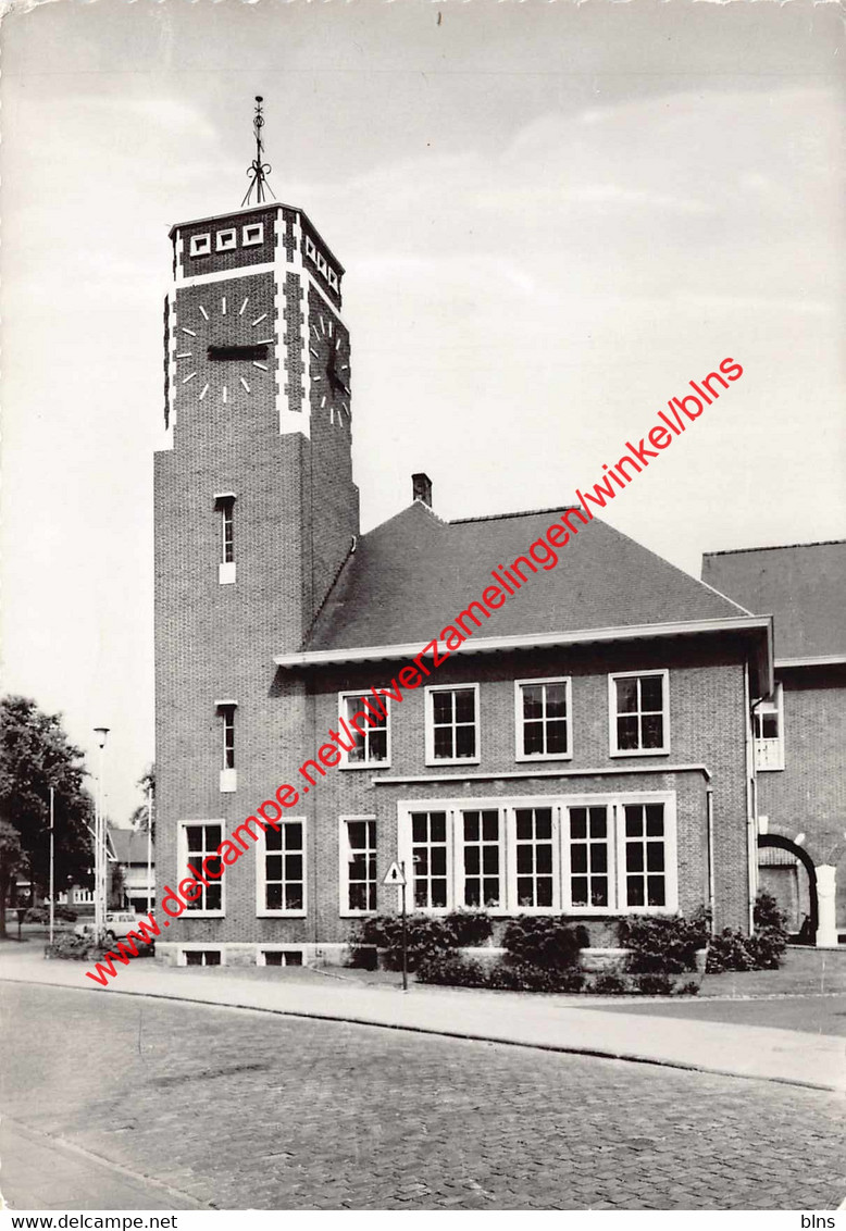 Gemeentehuis - Overpelt - Overpelt
