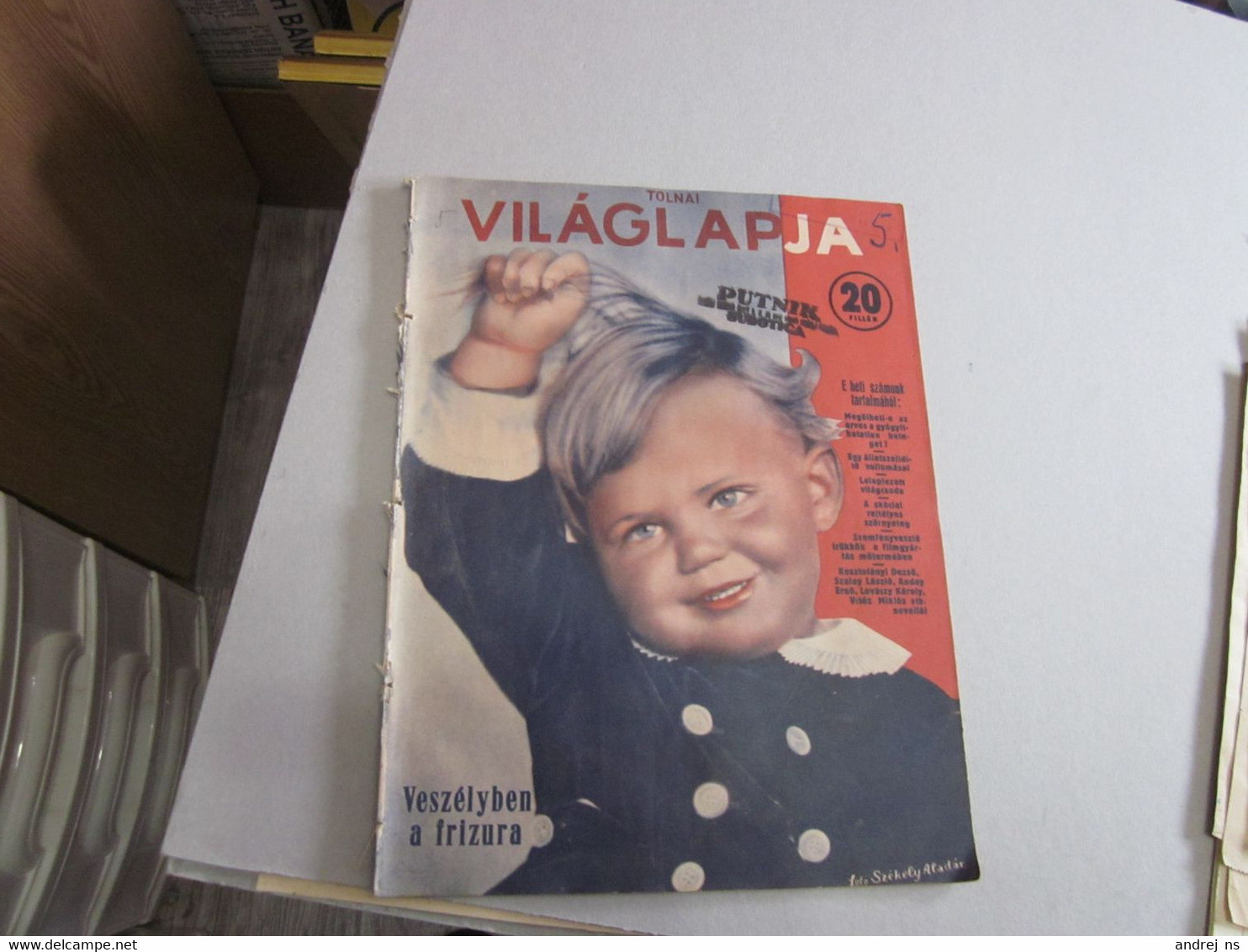 Tolnai Vilaglapja Veszelyben A Frizura  Foto Szekely Aladar  Budapest 1943 - Magazines