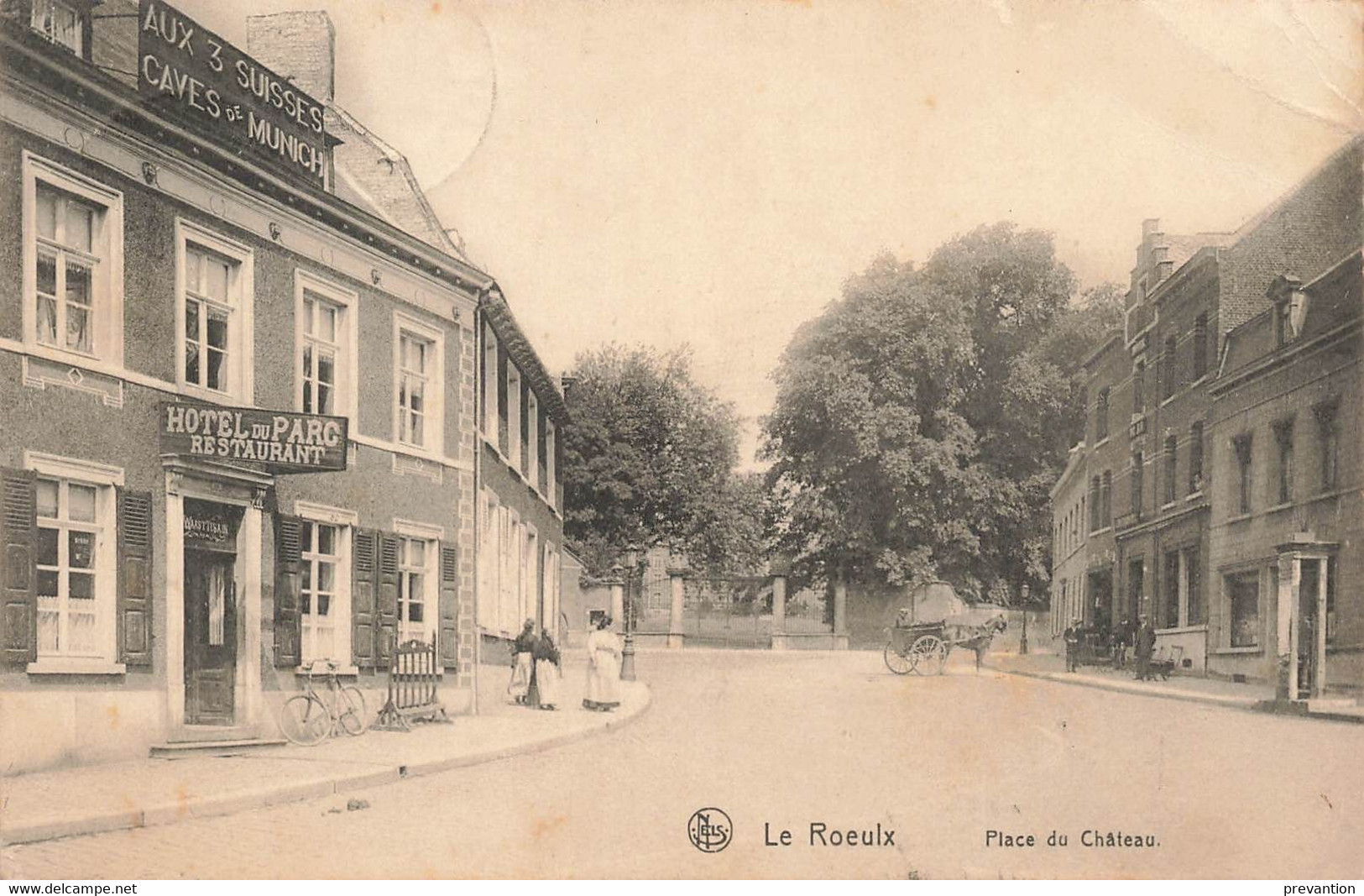 LE ROEULX - Place Du Château - Avec Hôtel Du Parc Restaurant "Aux 3 Suisses - Cave De Munich - Le Roeulx