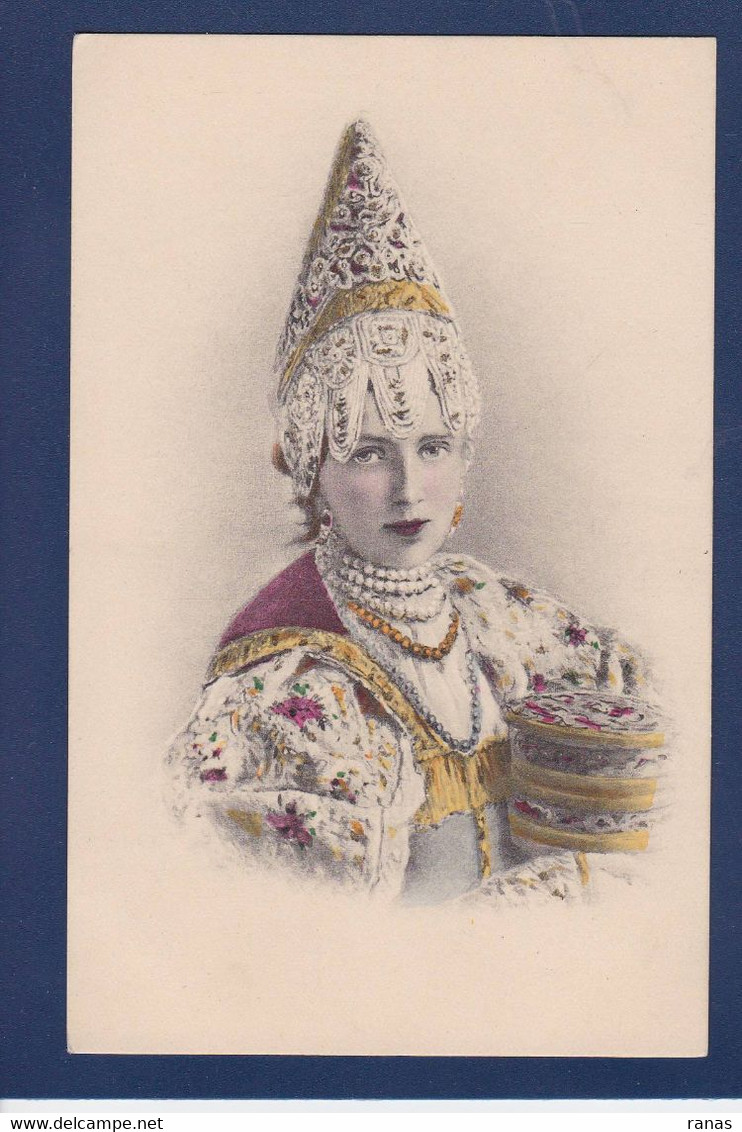 CPA Russie Saint Pétersbourg Russia Russian Femme Woman Non Circulé - Russland