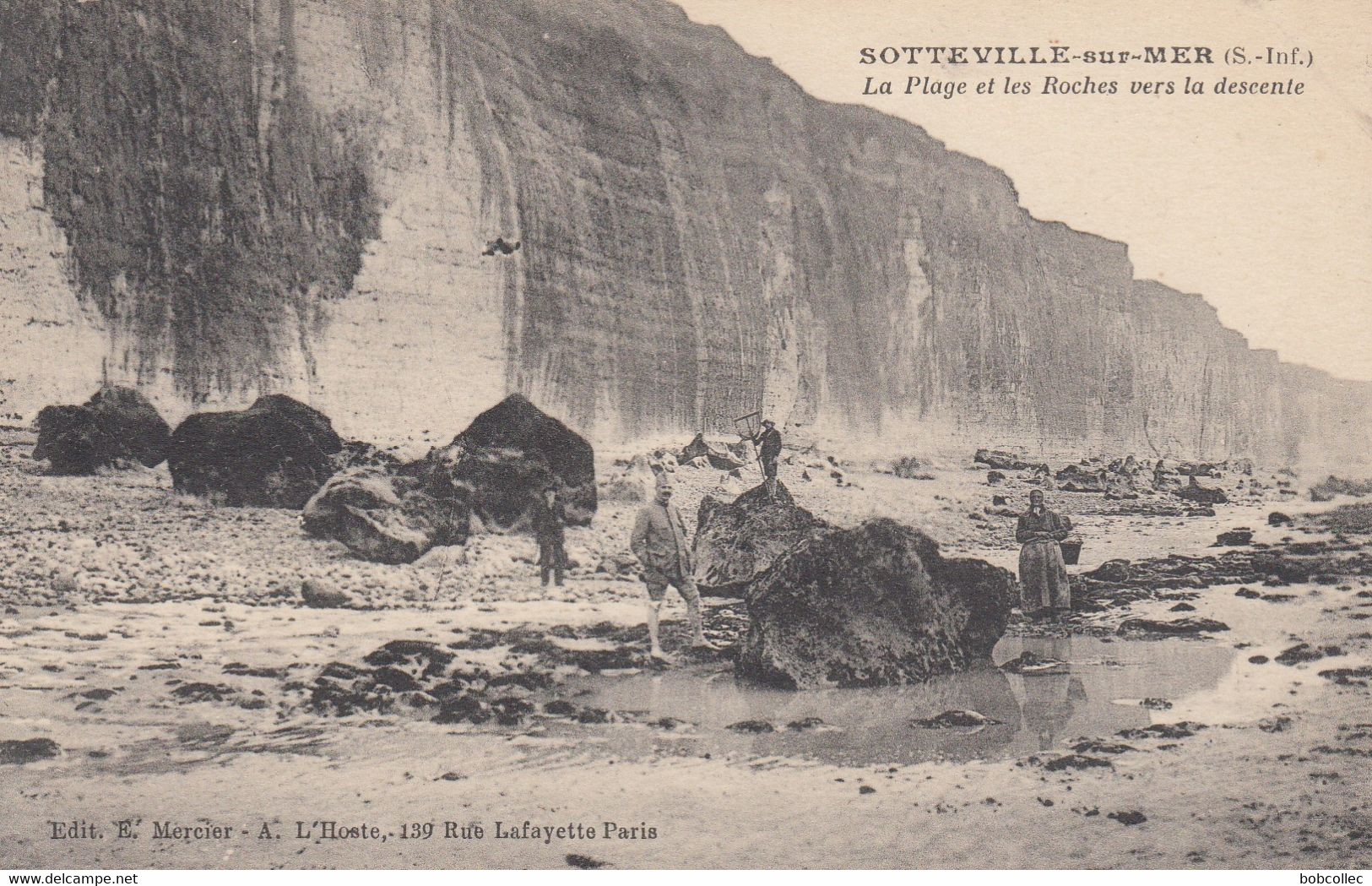 SOTTEVILLE-sur-MER (Seine-Maritime): La Plage Et Les Roches Vers La Descente - Sonstige & Ohne Zuordnung