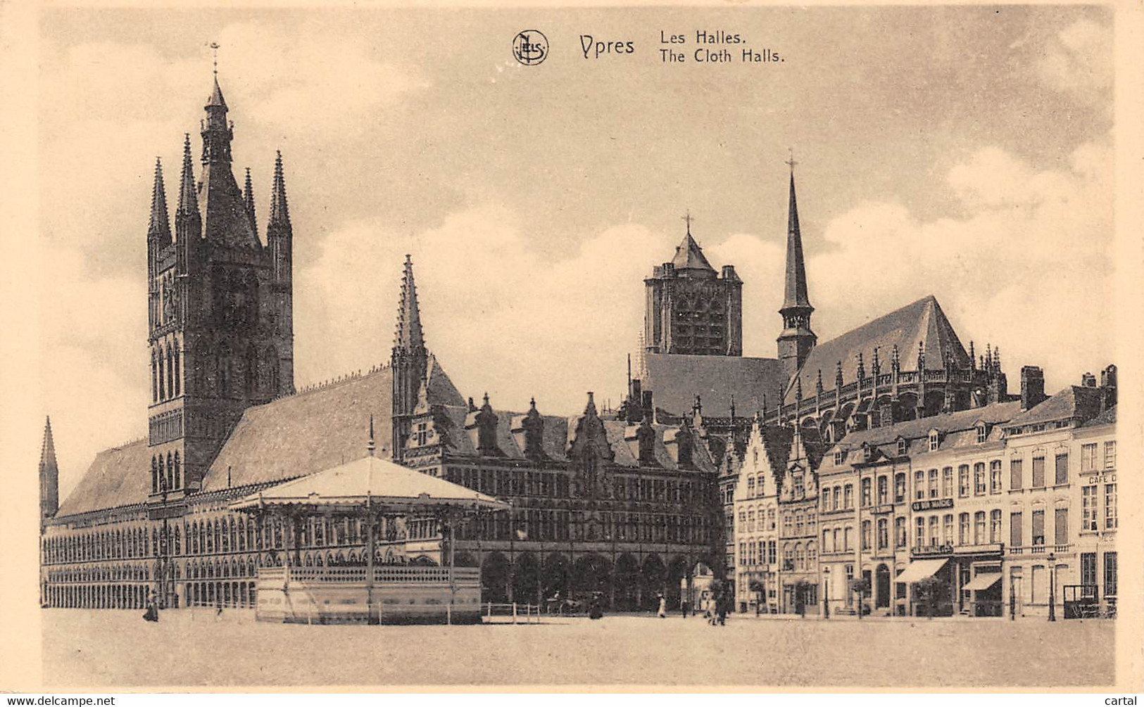 YPRES - Les Halles. - Ieper