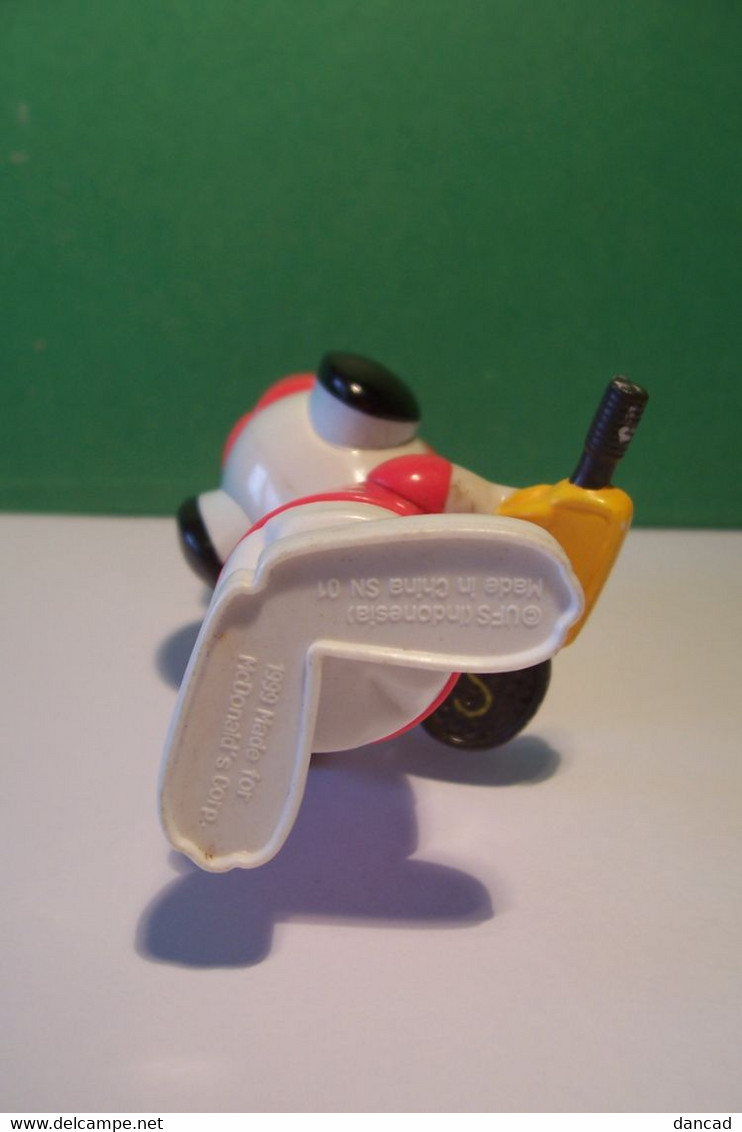 SNOOPY  -TENNIS  INDONESIA -  Mc DONALD'S 1999 - ( Articulé ) - Snoopy