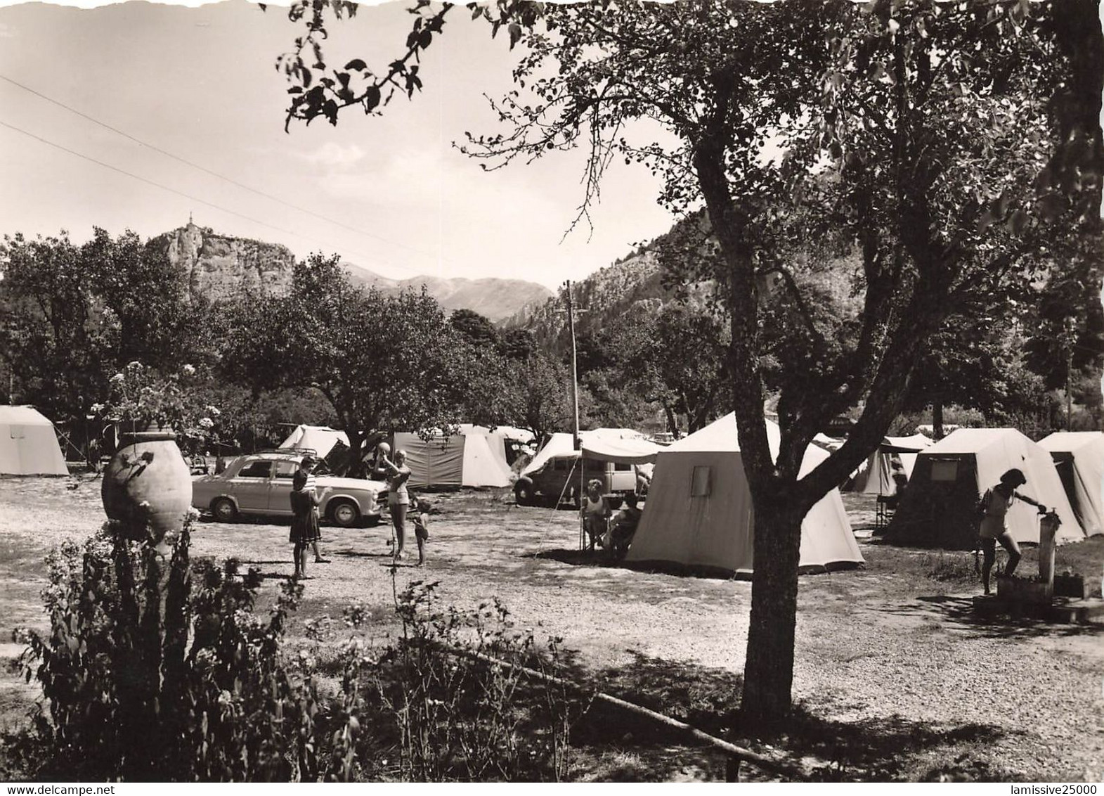 04 Castellane Camping Voiture Automobile 403 Peugeot - Castellane