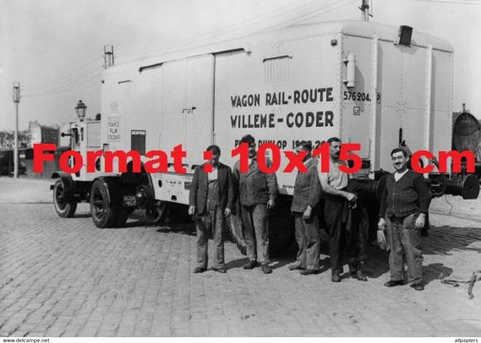 Reproduction Photographie Ancienne D'un Camion Tractant Un Wagon Container Willeme-Coder Chemins De Fer P.L.M 1935 - Other & Unclassified