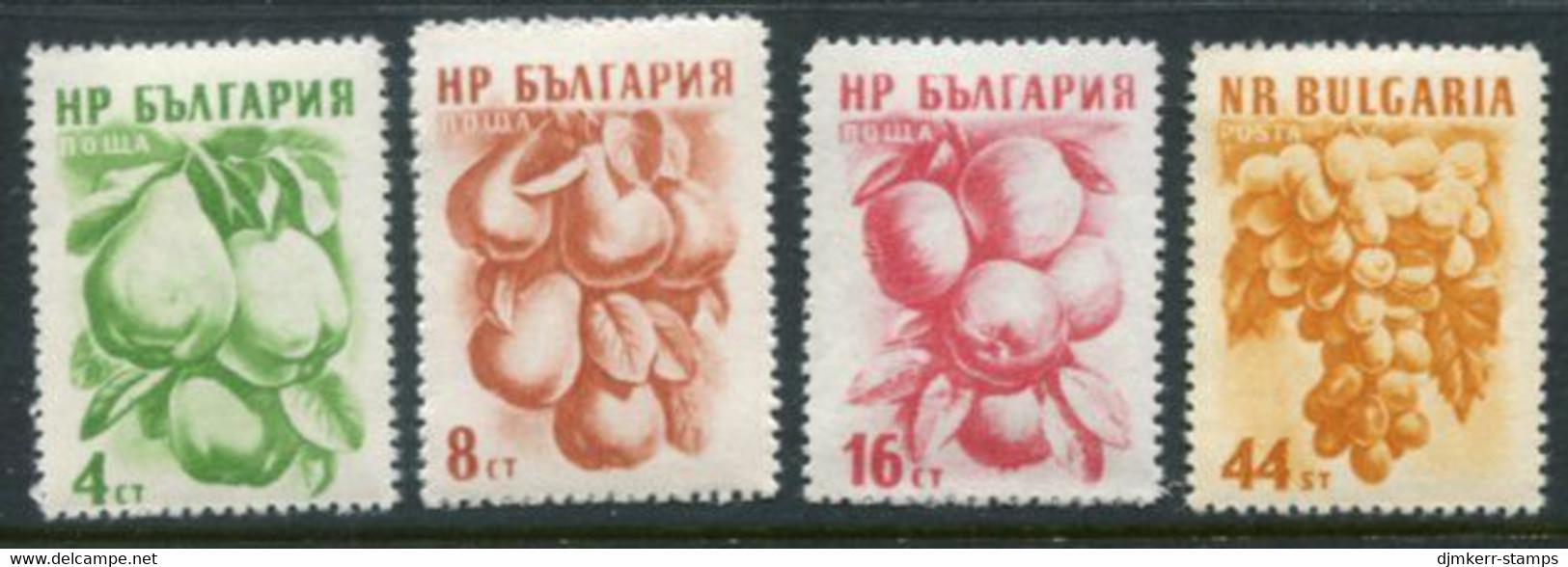 BULGARIA 1957 Fruits III  MNH / **.  Michel 1022-25 - Neufs
