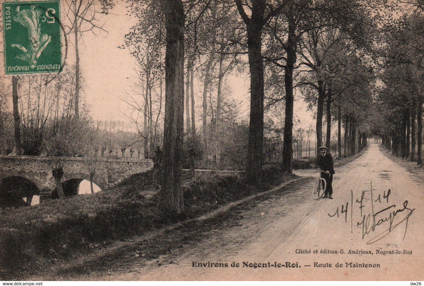 Environs De Nogent-le-Roi (Eure-et-Loir) Route De Maintenon Au Pont De L'Ecluse, Cycliste - Edition G. Andrieux - Other & Unclassified