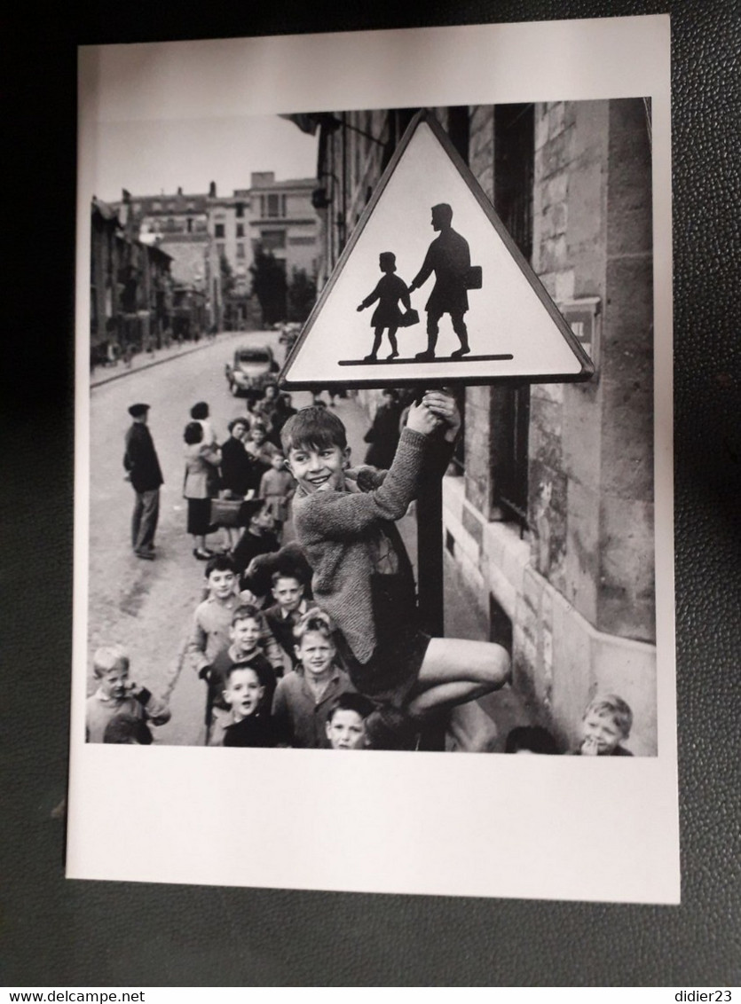 DOISNEAU CITROEN 2 CV ENFANT PANNEAU DE SIGNALISATION - Doisneau