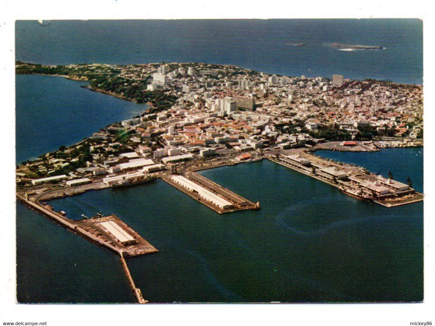 Sénégal -- DAKAR ---1965 -- Vue Générale Aérienne ...1er Plan,   Le Port .......à Saisir - Sénégal