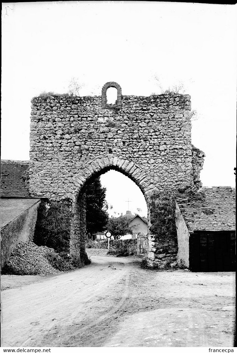 PN - 185 - INDRE ET LOIRE - RILLE - Vieille Porte - Original Unique - Plaques De Verre