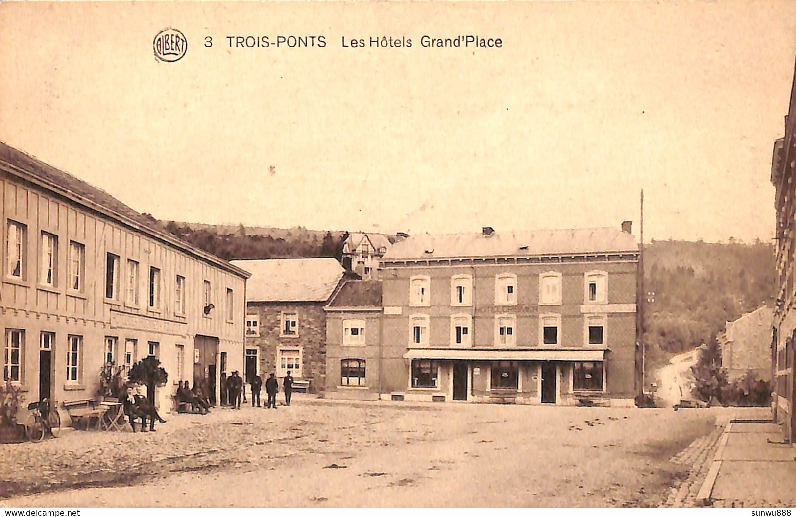 Trois-Ponts - Les Hôtels Grand'Place  (animée, Photo Belge Lumière) - Trois-Ponts