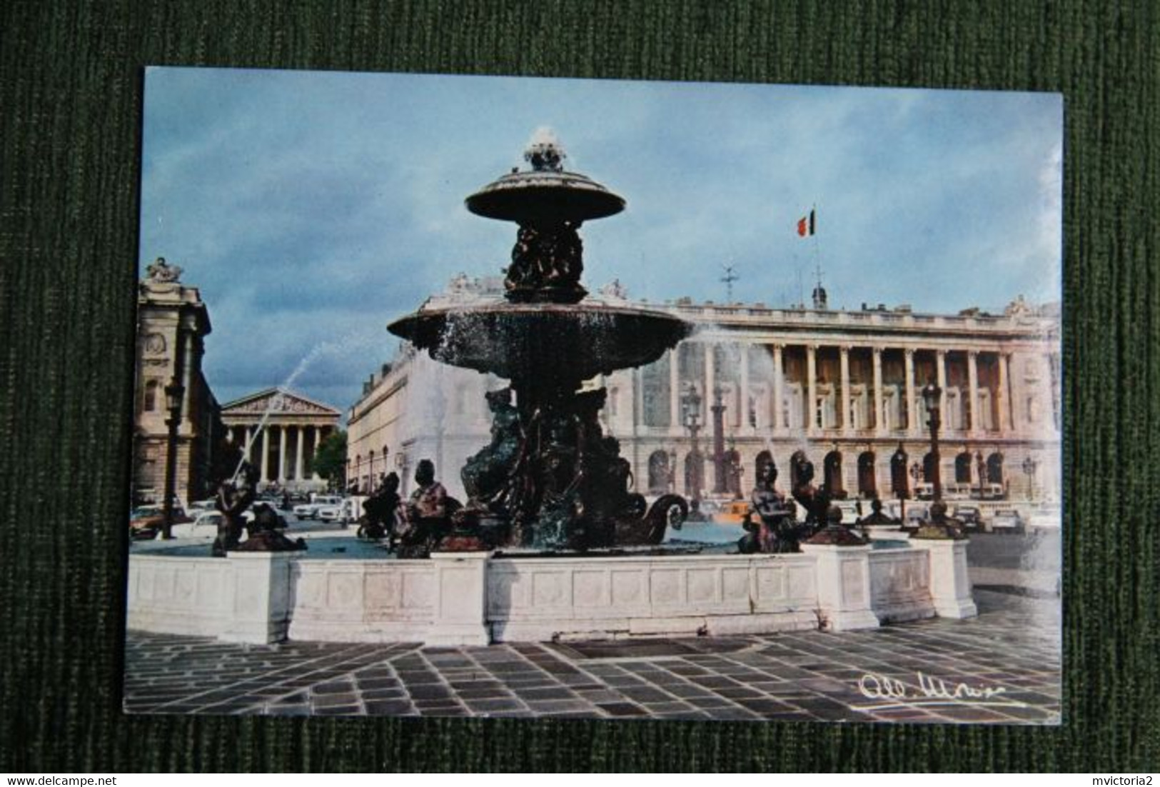 Photographe , Albert MONIER : PARIS, La Place De La Concorde Et La Rue Royale. - Monier