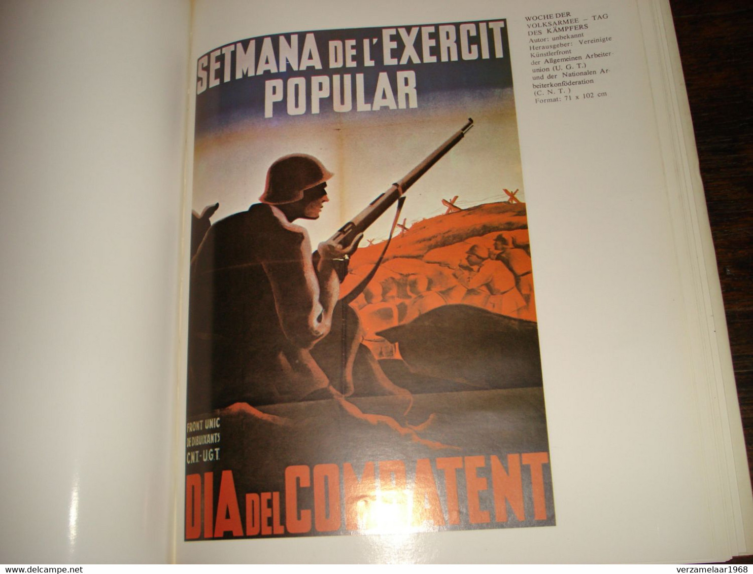 PROPAGANDA POSTERS /  VEEL AFBEELDINGEN ! /  BOEK !  ---  ( lot : Box - Books )