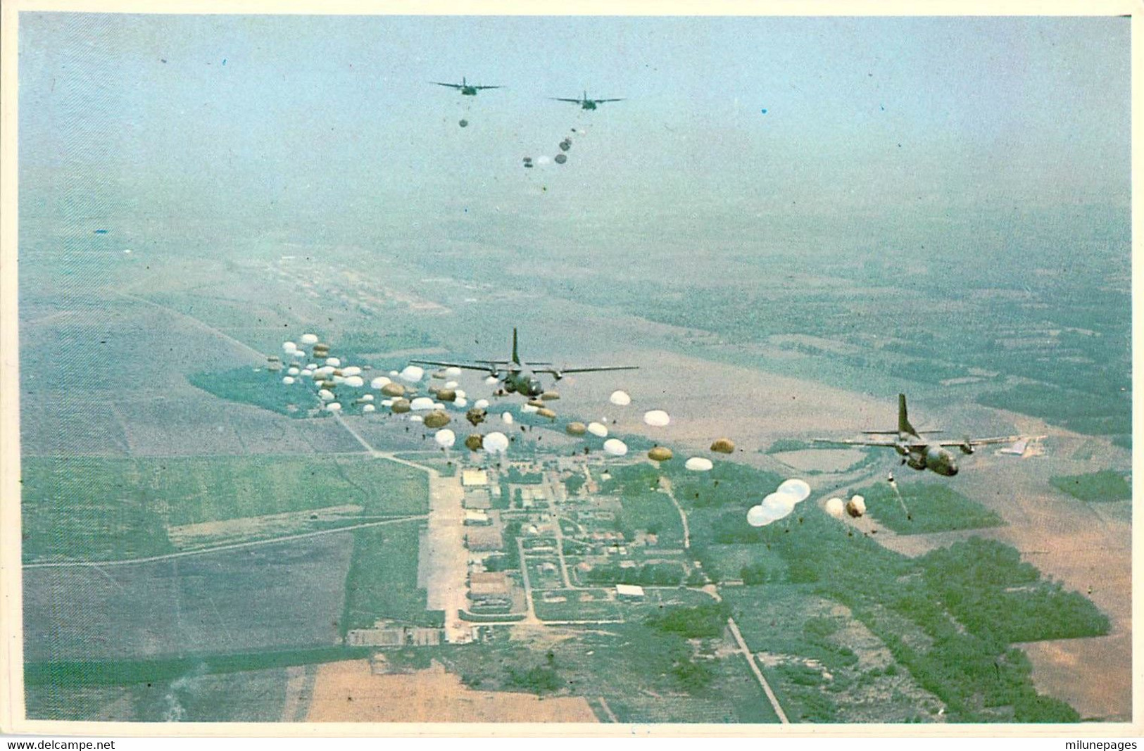 Largage De Soldats Parachutistes à 4 Avions Transall C.160 Carte Grand Format 12.5x17.5 Segalen 48 - Parachutisme