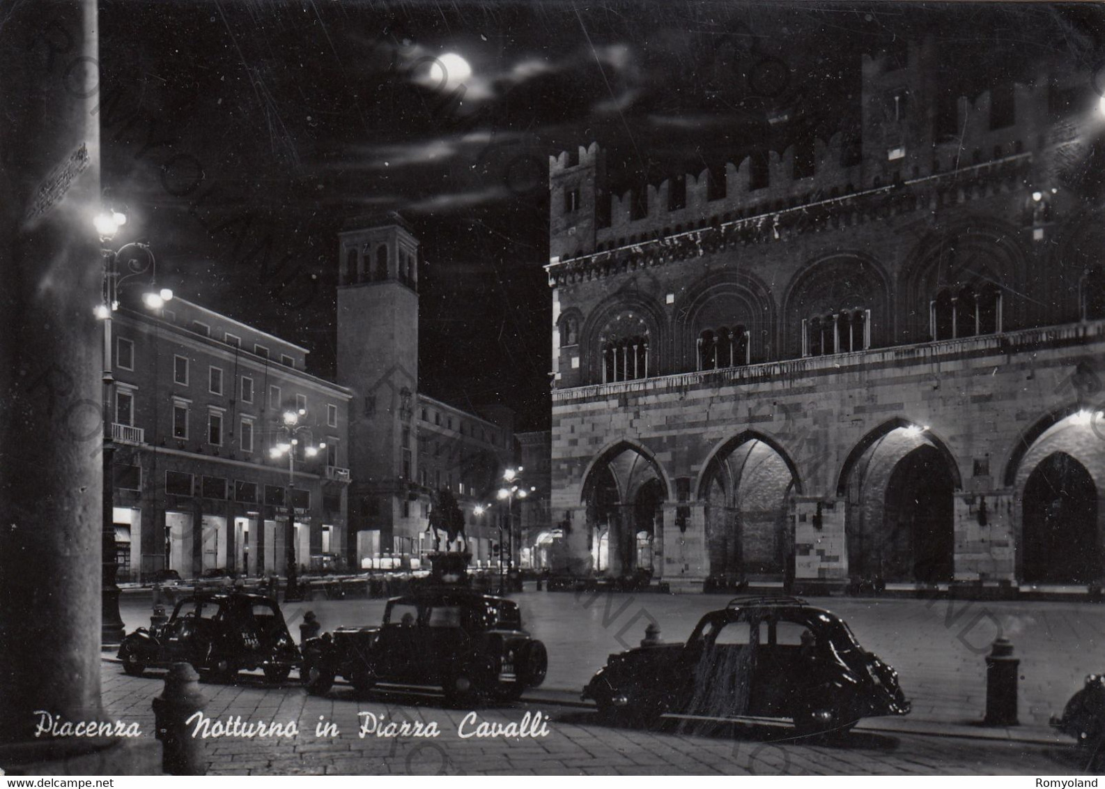 CARTOLINA  PIACENZA,EMILIA ROMAGNA,NOTTURNO IN PIAZZA CAVALLI,STORIA,CULTURA,RELIGIONE,BELLA ITALIA,VIAGGIATA 1957 - Piacenza