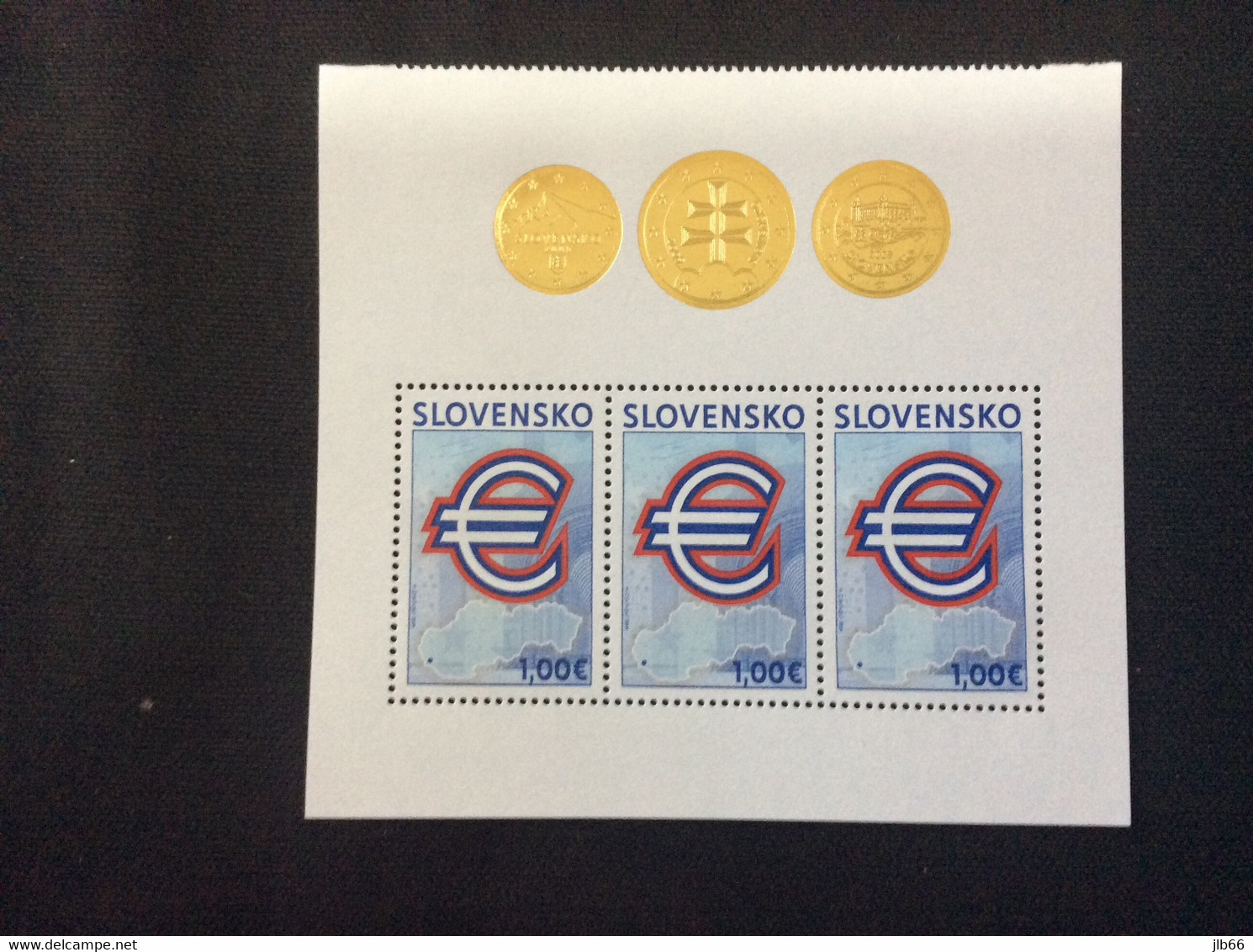 Bloc De 3 Timbres Neufs Entrée De Slovaquie Dans L’ Euro YT 520 - Ongebruikt