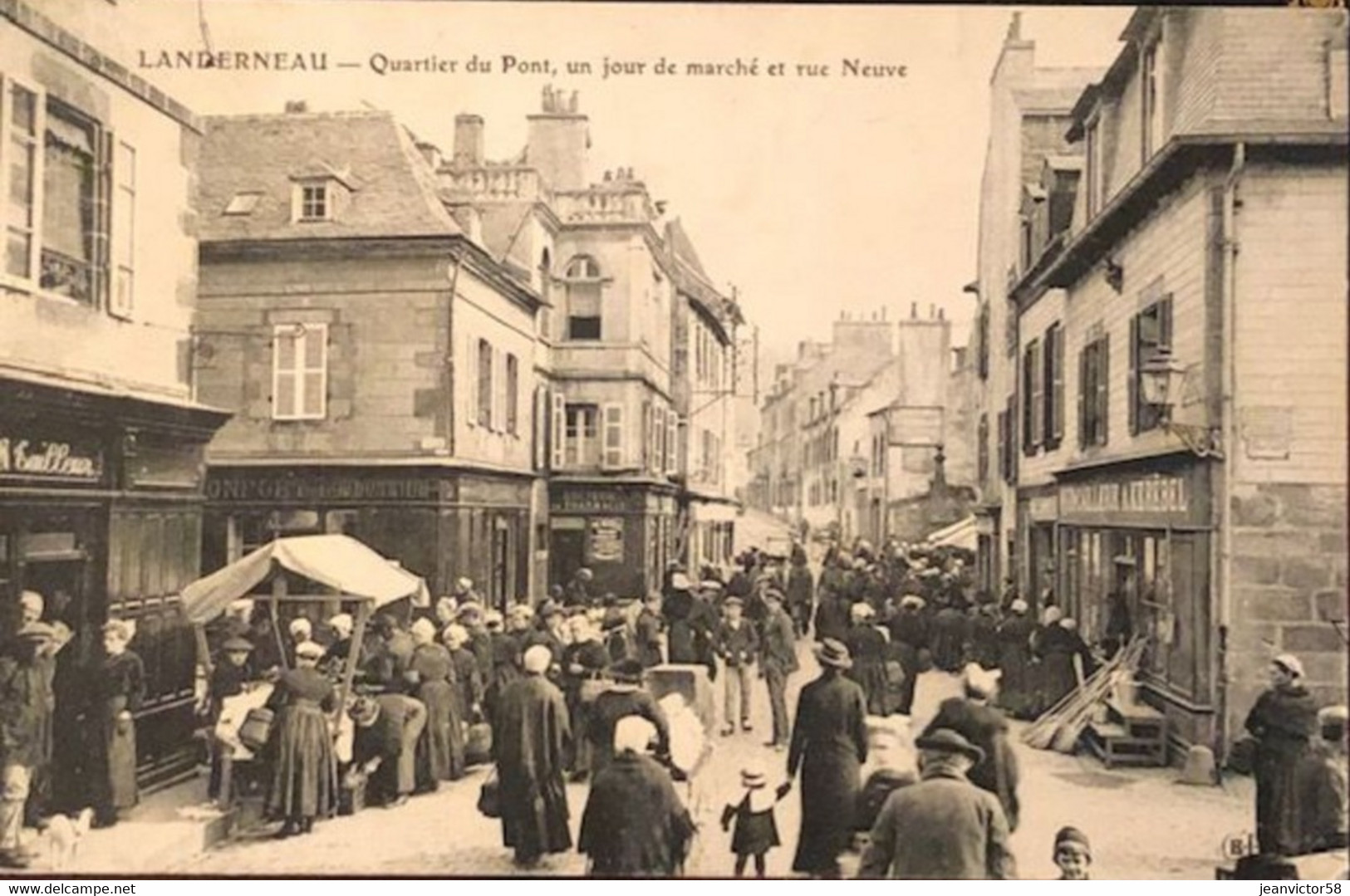 Landerneau  Quartier Du Pont  Un Jour De Marché  Et Rue Neuve - Landerneau