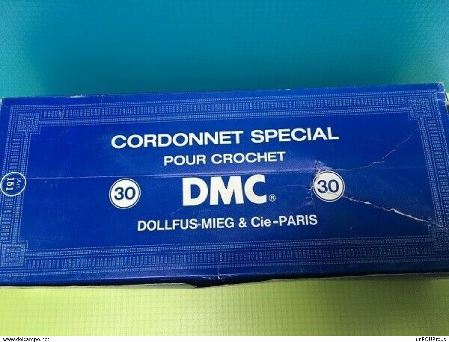 Boite De 10 Boules De Coton DMC écru N°30 (20 Grammes Chacune ) - Lana